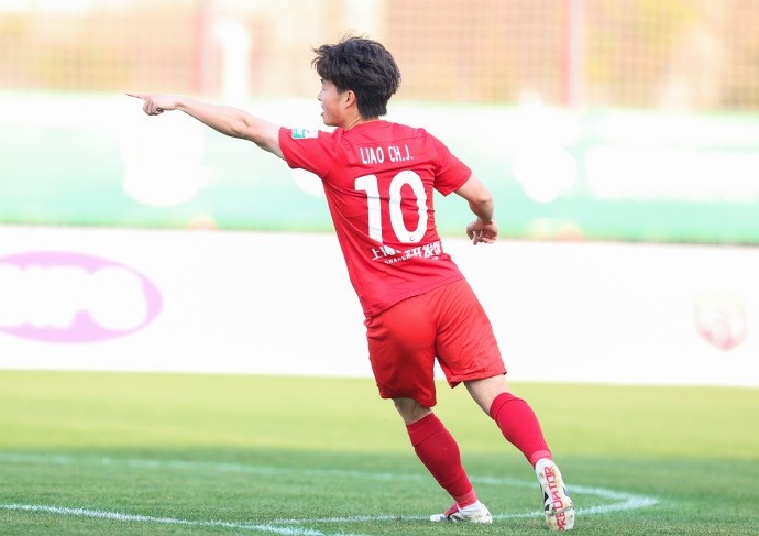 上海海港富盛經(jīng)開(kāi)隊(duì)2：1戰(zhàn)勝對(duì)手，取得2025中乙聯(lián)賽開(kāi)門(mén)紅