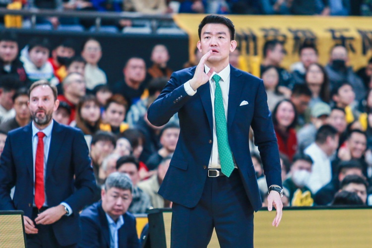 雙核缺陣！廣廈本場僅得74分創(chuàng)賽季新低 此前紀錄為對陣深圳77分