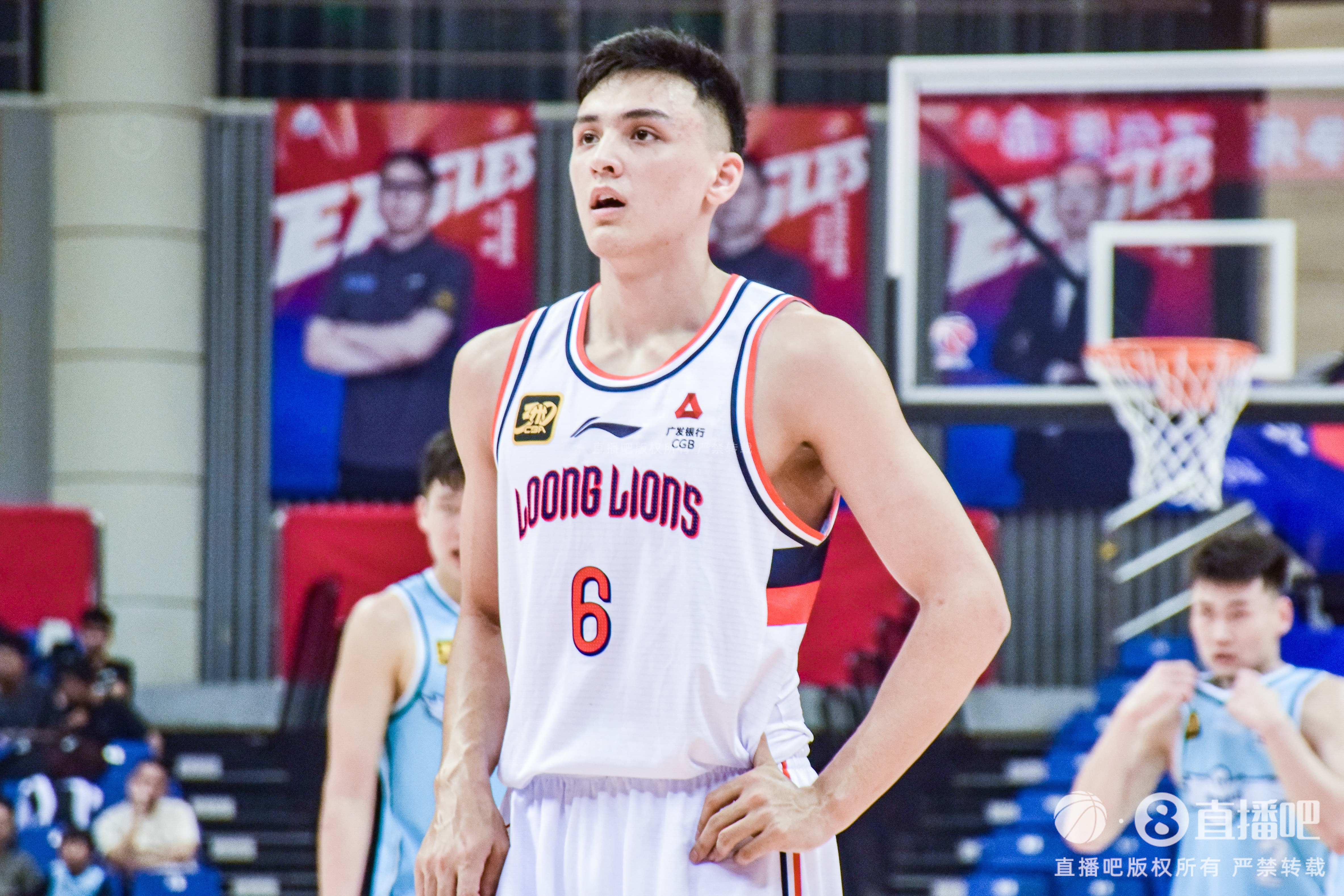 精準打擊！于米提半場5中5拿到13分 三分3中3