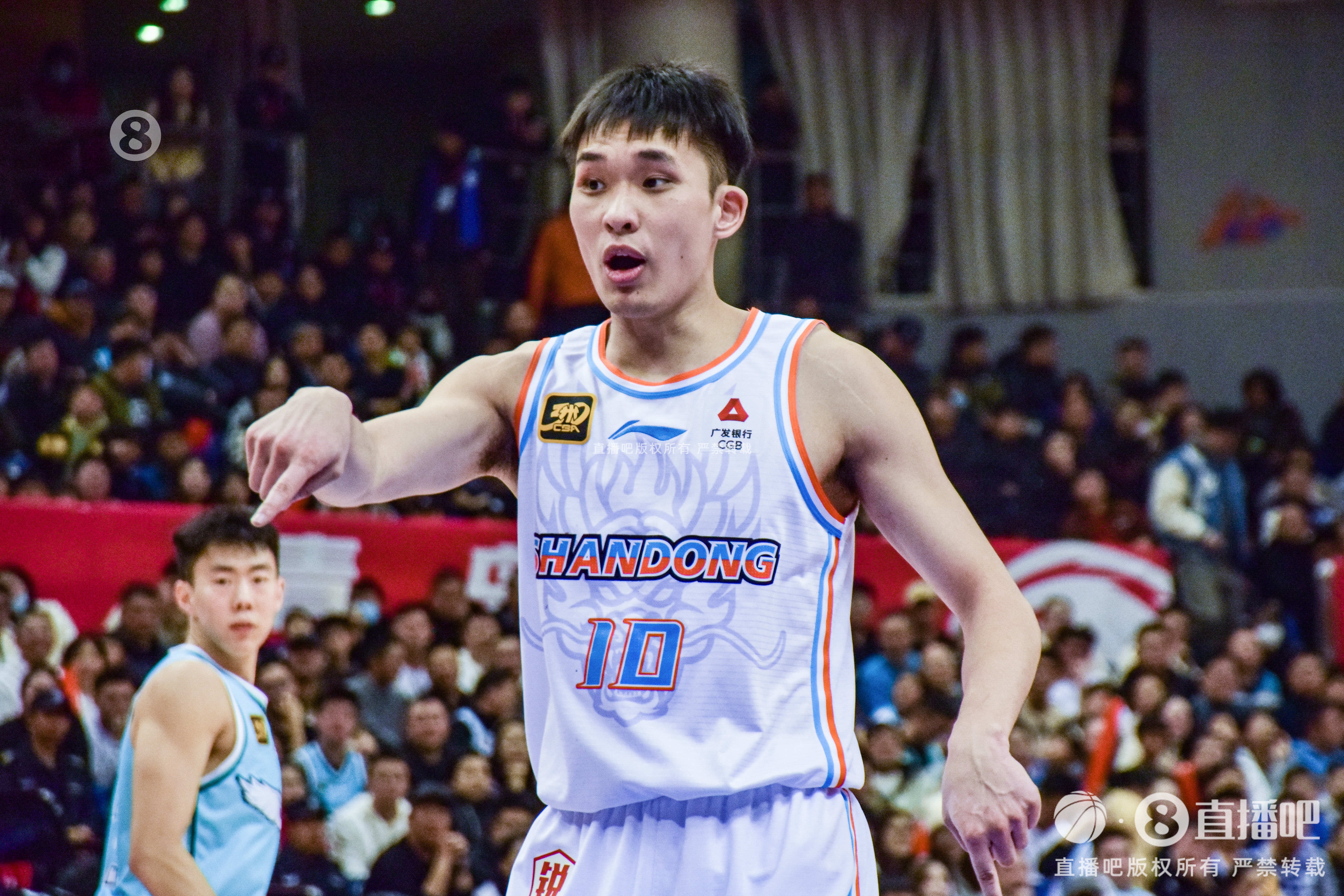 攻防俱佳！狀元秀謝智杰7中5拿到16分3板3助5斷 三分3中3