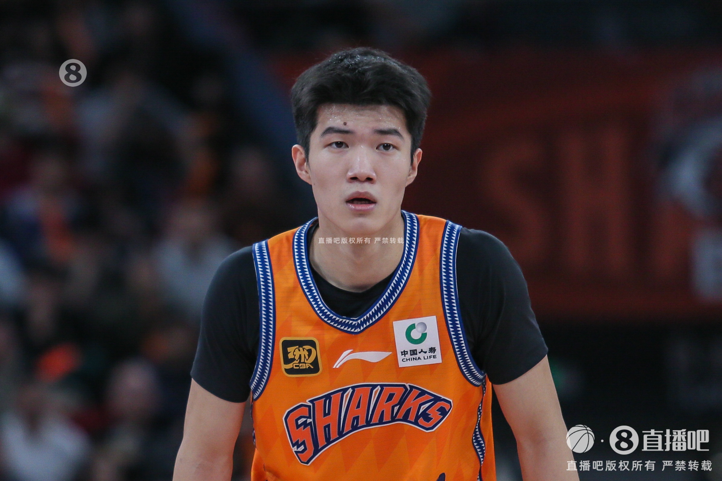 率先發(fā)力！偰李永煒首節(jié)5中4拿到11分 三分4中3